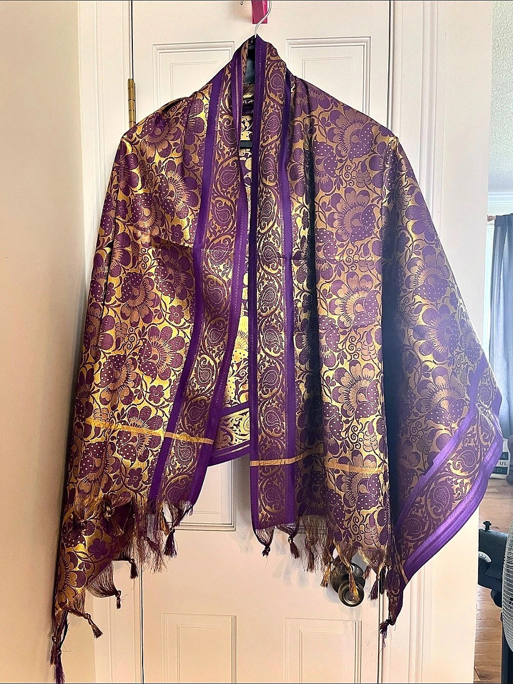 Royal King Floral Purple & Gold Dupatta NWT